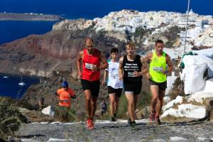 Santorini Experience 2022 - Οι φετινές εντυπωσιακές διαδρομές!